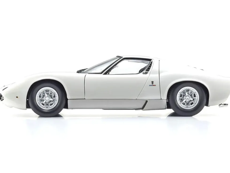 Lamborghini Miura P 400 White 1/18 Diecast Model Car by Kyosho