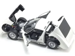 Lamborghini Miura P 400 White 1/18 Diecast Model Car by Kyosho