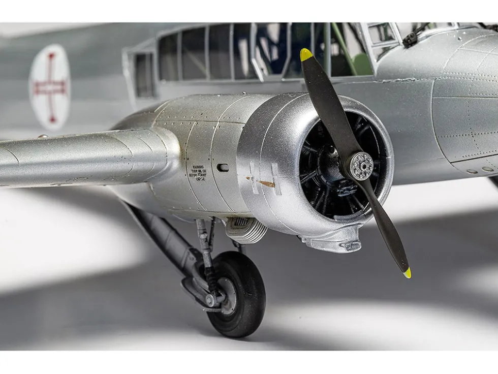 Level 3 Model Kit Avro Anson Mk.I Aircraft with 3 Scheme Options 1/48 Plastic Model Kit by Airfix