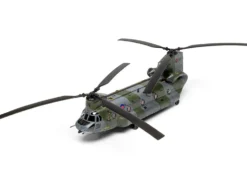 Level 3 Model Kit Boeing Chinook HC.1 Helicopter with 2 Scheme Options 1/72 Plastic Model Kit by Airfix