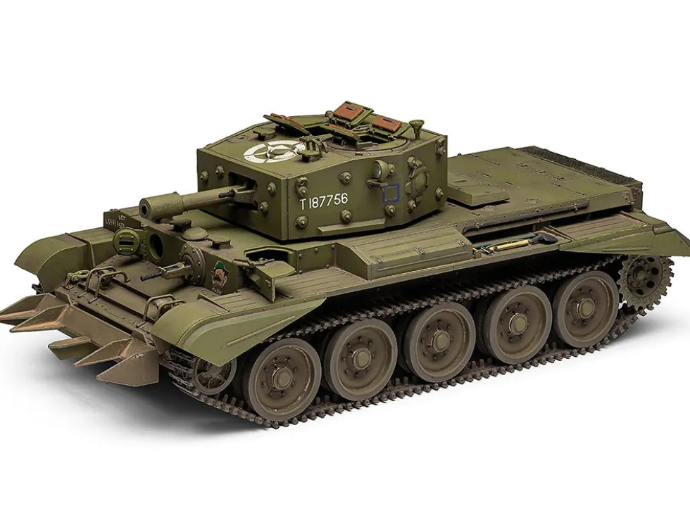 Level 3 Model Kit Cromwell Mk.IV / Mk.VI Cruiser Tank with 2 Scheme Options 1/35 Plastic Model Kit by Airfix