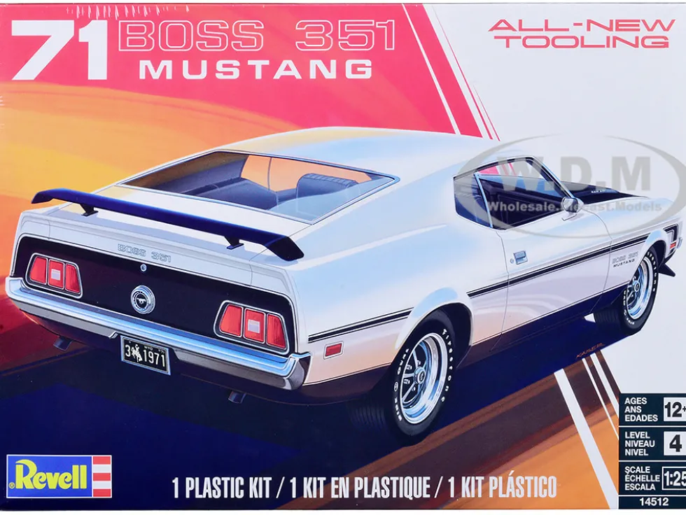 Level 4 Model Kit 1971 Ford Mustang Boss 351 1/25 Scale Model Revell 14512
