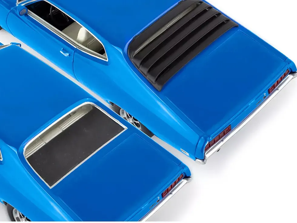 Level 4 Model Kit 1970 Ford Torino Cobra 1/25 Scale Model by Revell