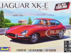 Level 5 Model Kit Jaguar XK-E E-Type 1/24 Scale Model Revell 85-4509