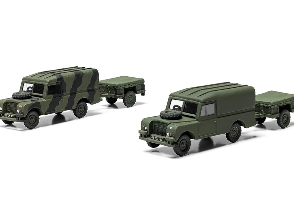Level 1 Model Kit Land Rover LWB (Hard Top) Truck and Trailer with 2 Scheme Options 1/76 Plastic Model Kit by Airfix