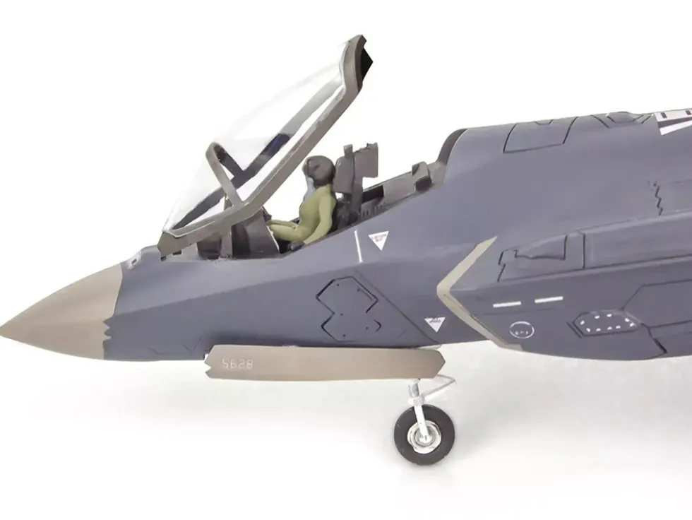 Level 4 Model Kit Lockheed Martin F-35A Lightning II Aircraft 1/72 Scale Model by Revell