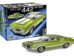 Level 5 Model Kit 1971 Oldsmobile 442 W 30 1/25 Scale Model Revell 14511