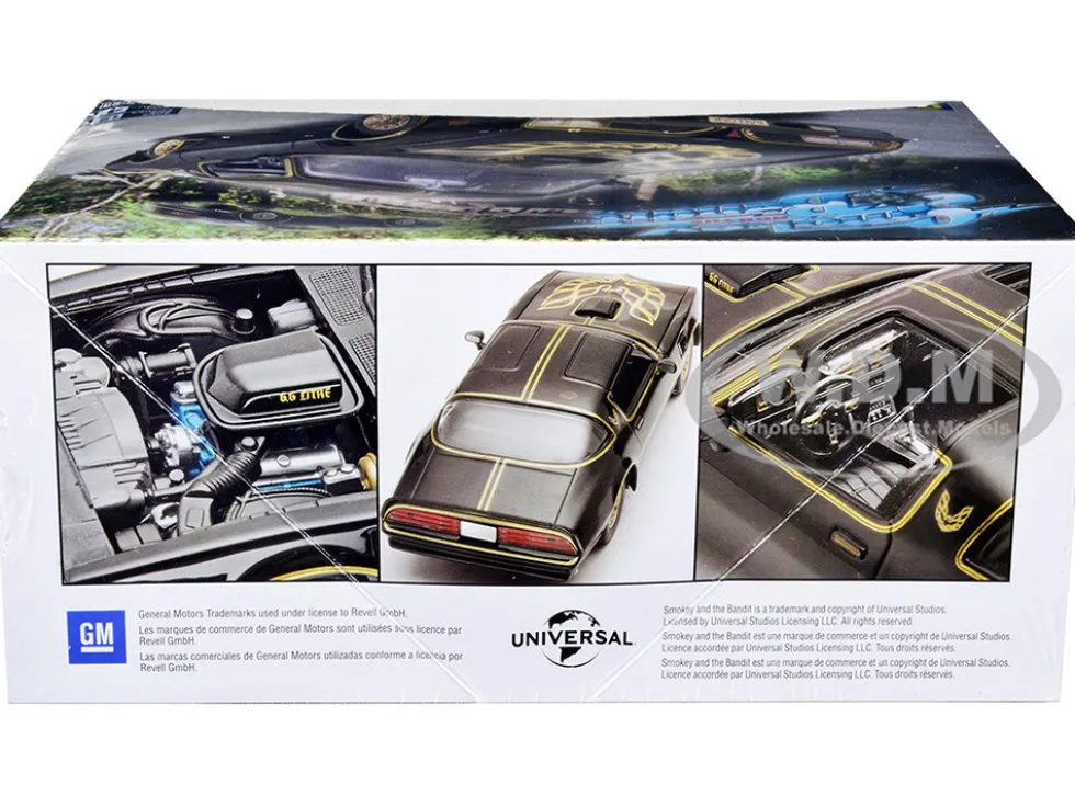 Level 4 Model Kit 1977 Pontiac Firebird Smokey and the Bandit 1977 Movie 1/25 Scale Model Revell 85-4027