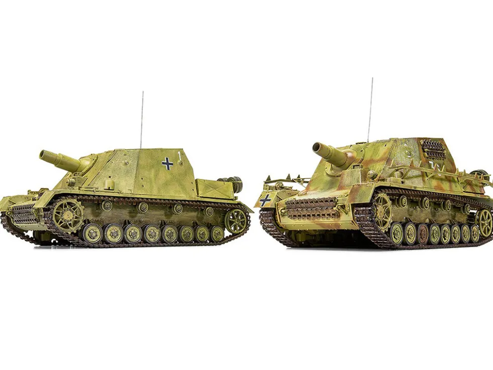 Level 3 Model Kit Sturmpanzer IV Brummbar "Mid Version" Tank with 2 Scheme Options 1/35 Plastic Model Kit by Airfix
