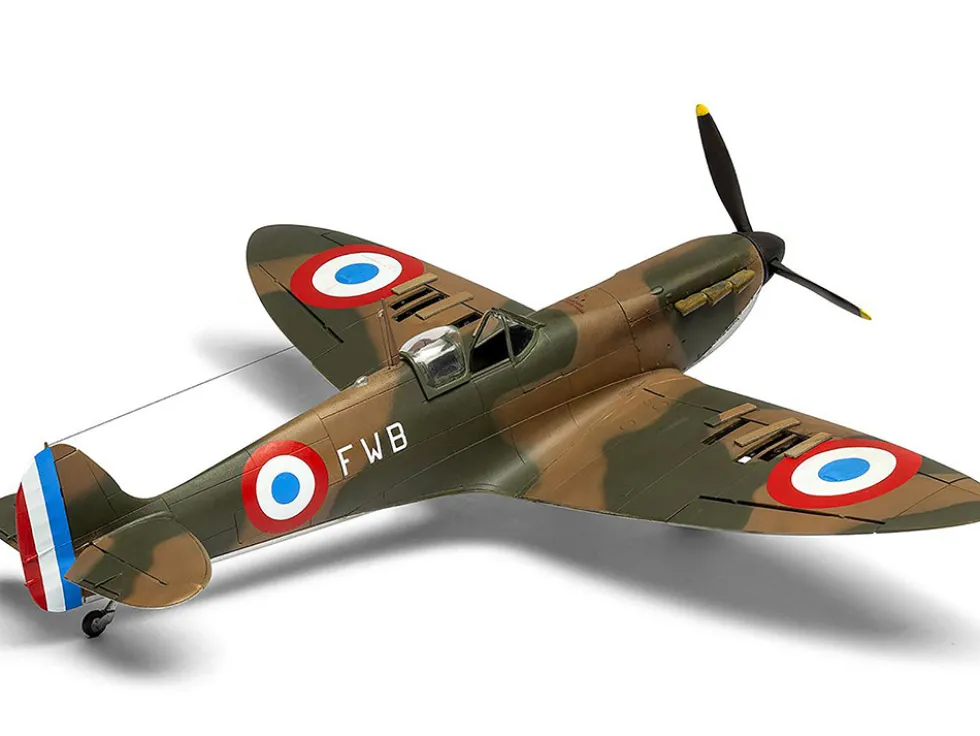 Level 2 Model Kit Supermarine Spitfire Mk.I Fighter Aircraft with 3 Scheme Options 1/48 Plastic Model Kit by Airfix