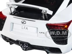 Lexus LFA Whitest White Red Black Interior 1/18 Model Car Autoart 78850