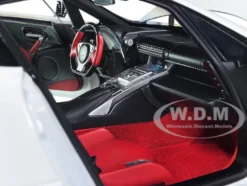 Lexus LFA Whitest White Red Black Interior 1/18 Model Car Autoart 78850