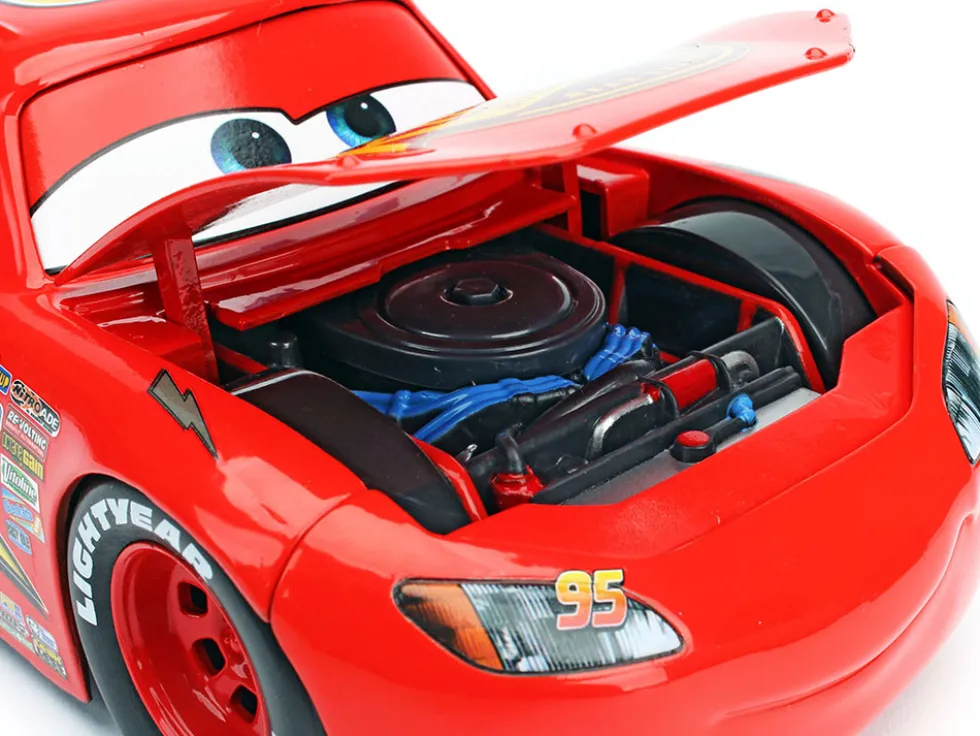 Lightning McQueen #95 Red Extra Wheels Disney & Pixar Cars Movie Hollywood Rides Series Diecast Model Car Jada 97751
