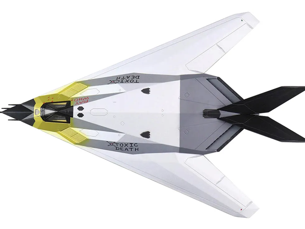 Lockheed F 117A Nighthawk Stealth Aircraft Toxic Death 1991 Air Power Series 1/72 Diecast Model Hobby Master HA5810