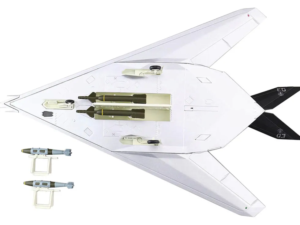 Lockheed F 117A Nighthawk Stealth Aircraft Toxic Death 1991 Air Power Series 1/72 Diecast Model Hobby Master HA5810