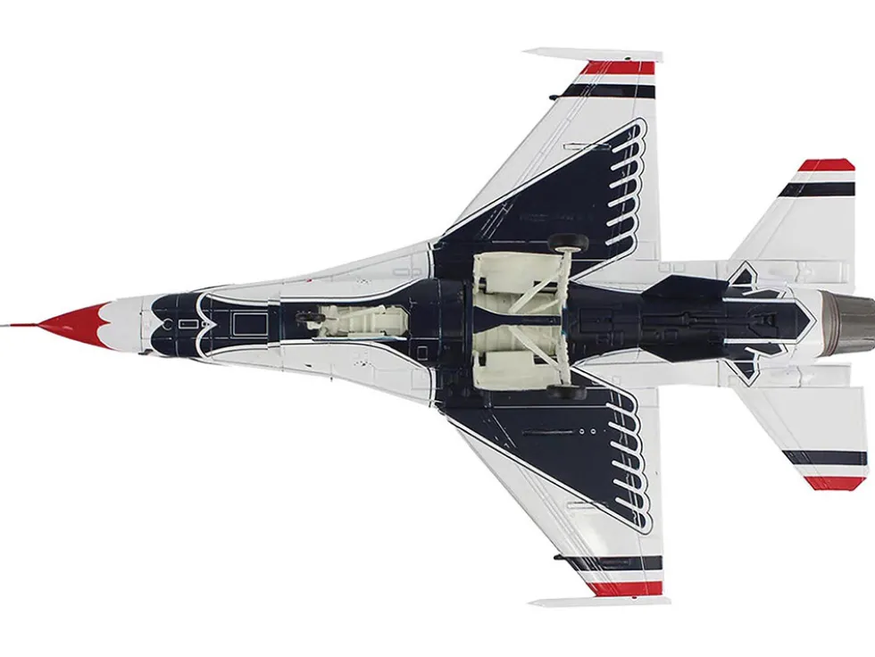 Lockheed F-16D Fighting Falcon Fighter Aircraft "No.7, Thunderbirds, Nellis Air Force Base" (2017) United States Air Force "Air Power Series" 1/72 Diecast Model by Hobby Master