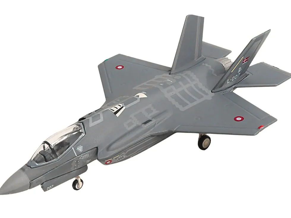 Lockheed Martin F-35A Lightning II Aircraft "Eskadrille 727, Skrydstrup Air Base" (L-007) Royal Danish Air Force 1/200 Diecast Model Airplane by Herpa