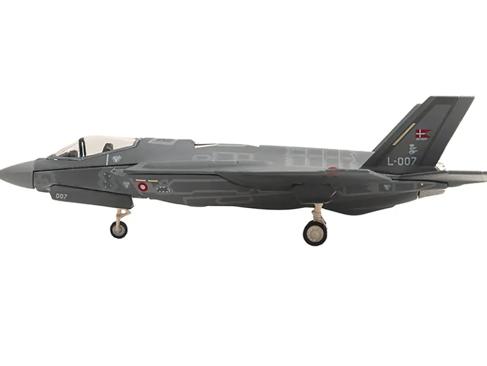 Lockheed Martin F-35A Lightning II Aircraft "Eskadrille 727, Skrydstrup Air Base" (L-007) Royal Danish Air Force 1/200 Diecast Model Airplane by Herpa