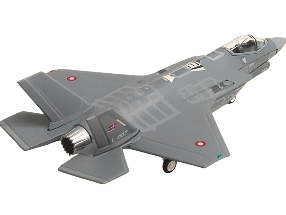 Lockheed Martin F-35A Lightning II Aircraft "Eskadrille 727, Skrydstrup Air Base" (L-007) Royal Danish Air Force 1/200 Diecast Model Airplane by Herpa