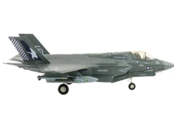 Lockheed Martin F-35B Lightning II Aircraft (Beast Mode) "170533, VMFA-533 Hawks" (2025) United States Marine Corps "Air Power Series" 1/72 Diecast Model by Hobby Master
