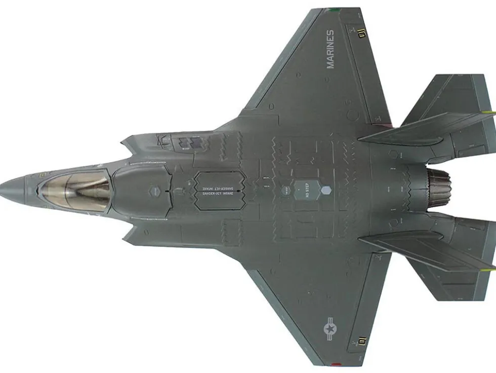 Lockheed Martin F-35B Lightning II Aircraft "Black Death, VMFA-542, MCAS Cherry Point" (2023) United States Marine Corps "Air Power Series" 1/72 Diecast Model by Hobby Master