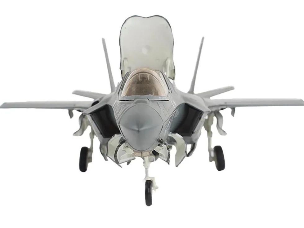 Lockheed Martin F-35B Lightning II Aircraft "Black Death, VMFA-542, MCAS Cherry Point" (2023) United States Marine Corps "Air Power Series" 1/72 Diecast Model by Hobby Master
