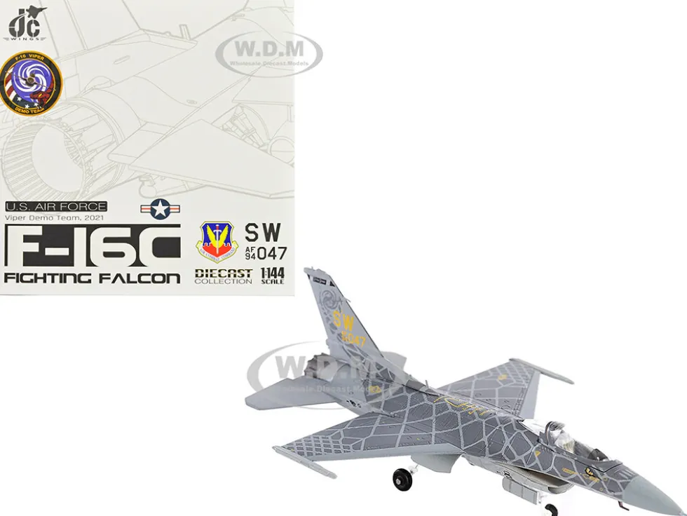 Lockheed Martin F 16C Fighting Falcon Fighter Aircraft Viper Demo Team 2021 United States Air Force 1/144 Diecast Model JC Wings JCW-144-F16-005