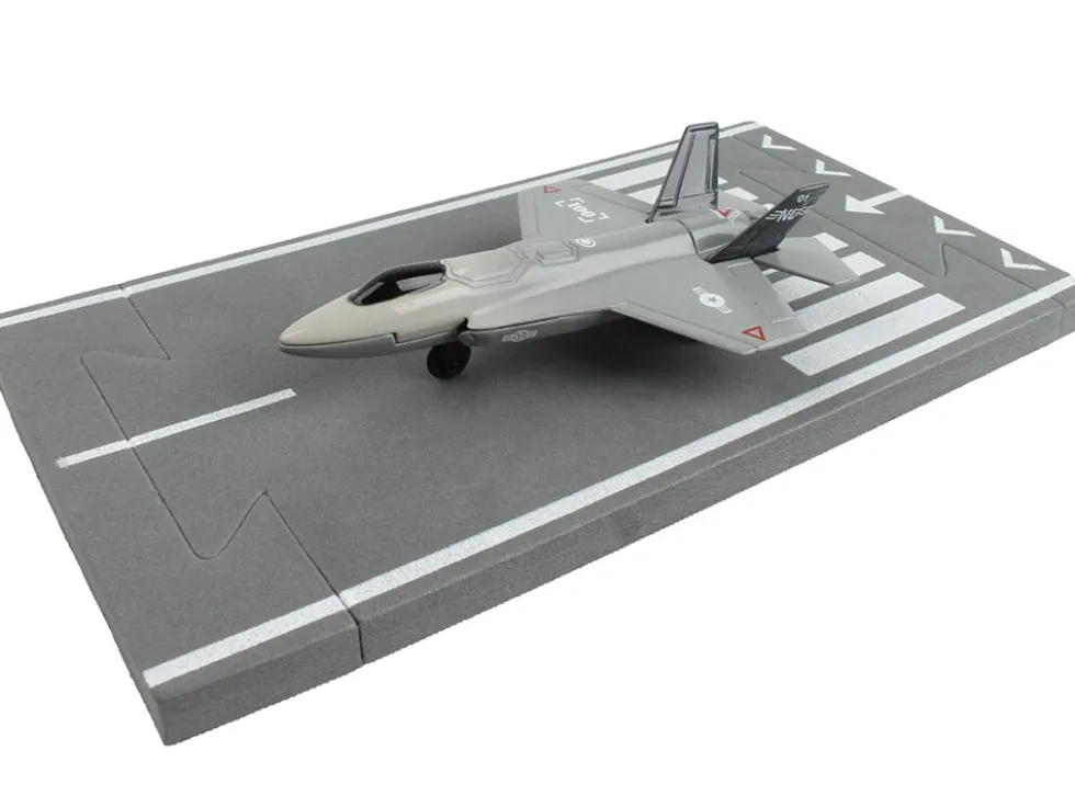 Lockheed Martin F 35 Lightning II Aircraft Gray Joint Strike Fighter with Runway Section Diecast Model Airplane Runway24 RW170
