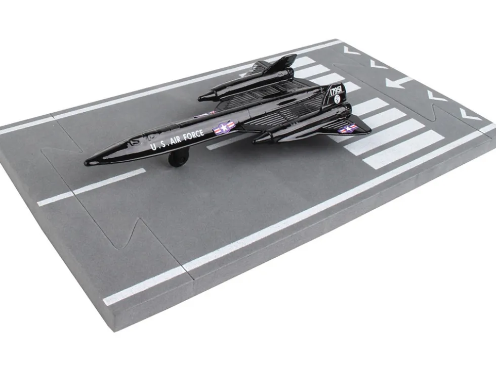 Lockheed SR 71 Blackbird Aircraft Black United States Air Force with Runway Section Diecast Model Airplane Runway24 RW230