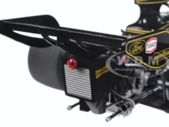 Lotus 72E 1973 Ronnie Peterson #2 1/18 Model Car Autoart 87329