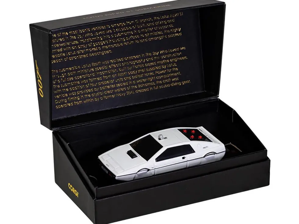 Lotus Esprit S1 Submarine White James Bond 007 "The Spy Who Loved Me" (1977) Movie Diecast Model Car by Corgi