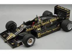 Lotus 94T #11 Elio de Angelis