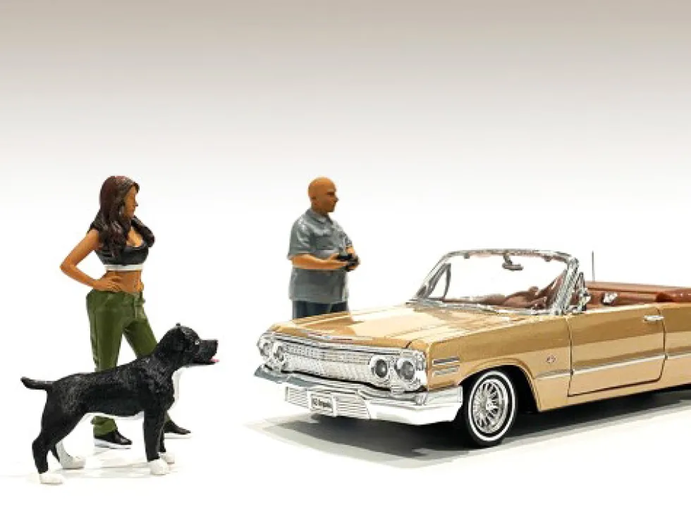 Lowriderz Figurine IV Dog 1/18 Scale Models American Diorama 76276