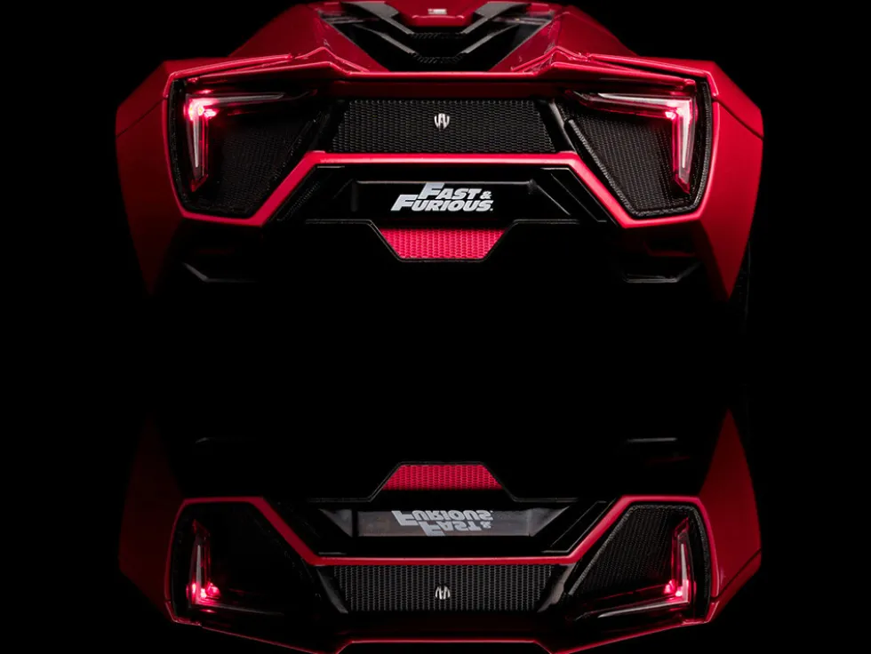 Lykan Hypersport Red Lights Dom Figurine Fast & Furious Movie 1/18 Diecast Model Car Jada 31140
