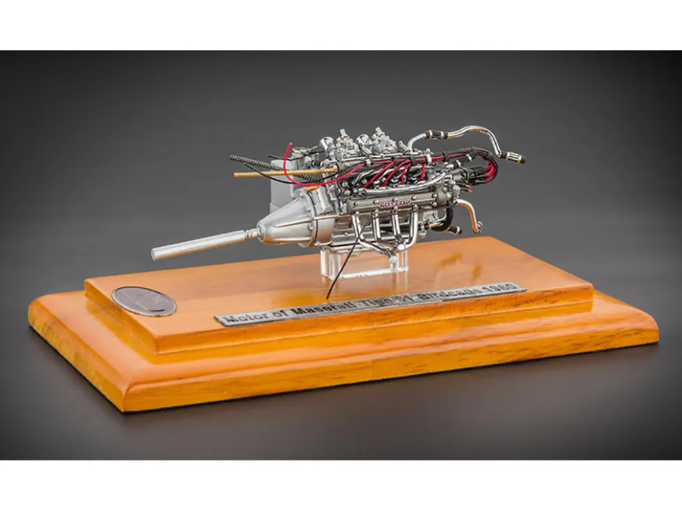 1960 Maserati Tipo 61 Birdcage Engine with Display Showcase 1/18 Diecast Model CMC 126