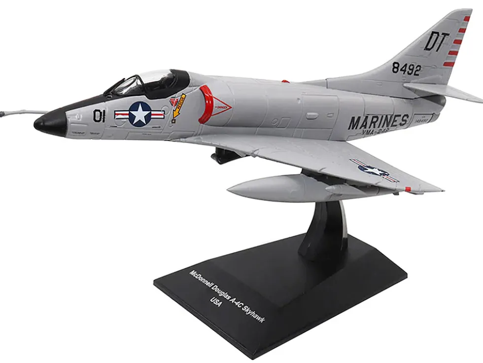 McDonnell Douglas A 4C Skyhawk Attack Aircraft US Navy 1/72 Diecast Model Militaria Die Cast 27291-56