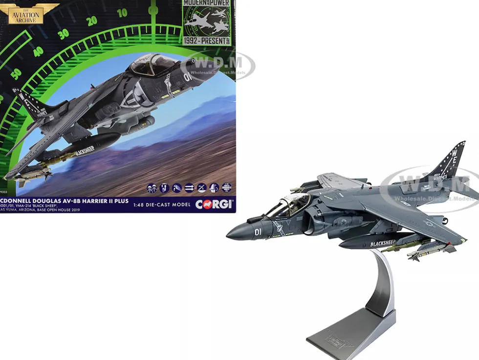 McDonnell Douglas AV-8B Harrier II Plus Aircraft "165001/01, VMA-214 Black Sheep, MCAS Yuma" (2019) United States Marine Corps "The Aviation Archive" Series 1/48 Diecast Model by Corgi