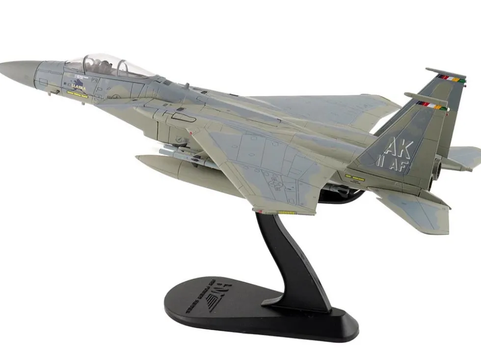 McDonnell Douglas F-15C Eagle Fighter Aircraft "85-0111, 11th Air Force, Elmendorf Air Force Base, Alaska" United States Air Force "Air Power Series" 1/72 Diecast Model by Hobby Master