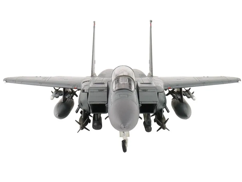 McDonnell Douglas F-15E Strike Eagle Fighter Aircraft "88-0705, 90th Fighter Squadron Commanding Officer's Jet" (2005) United States Air Force "Air Power Series" 1/72 Diecast Model by Hobby Master