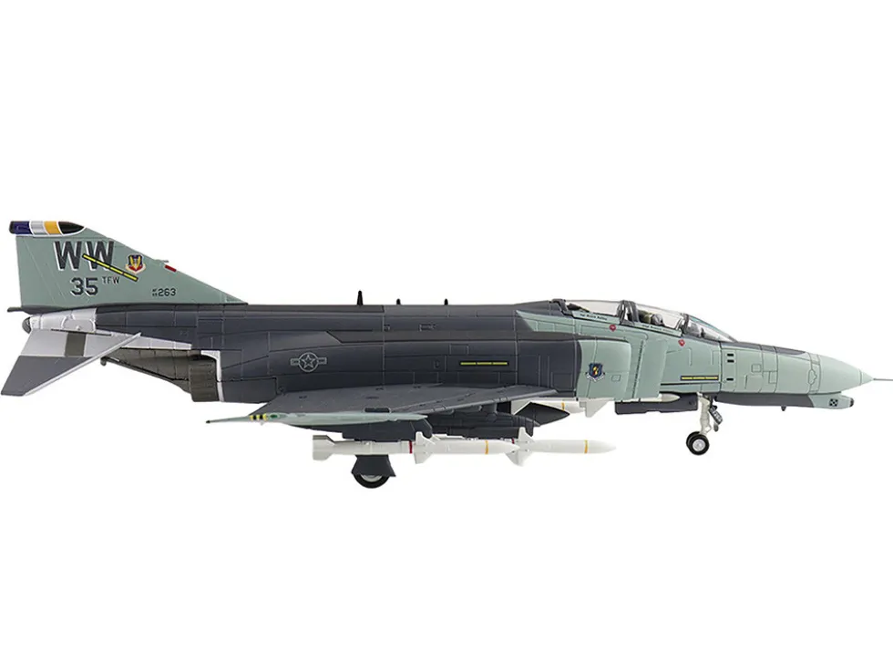 McDonnell Douglas F-4G Phantom II Fighter-Bomber Aircraft "Wild Weasels, 69-7253, 561st TFS, 35th TFW, George AFB" (1991) United States Air Force "Air Power Series" 1/72 Diecast Model by Hobby Master