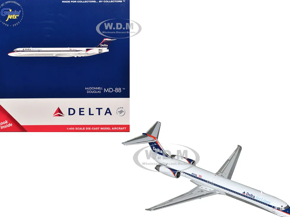 McDonnell Douglas MD-88 Commercial Aircraft "Delta Air Lines" (N925DL) White with Blue and Red Graphics 1/400 Diecast Model Airplane by GeminiJets
