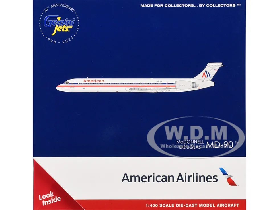 McDonnell Douglas MD-90 Commercial Aircraft "American Airlines" (N904RA) White with Blue and Red Stripes 1/400 Diecast Model Airplane by GeminiJets