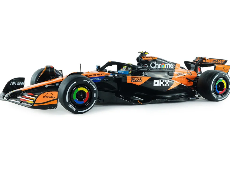 McLaren MCL39 #4 Lando Norris "OKX" Winner Formula One F1 "Australian GP" (2025) "Competition" Series 1/18 Diecast Model Car by Solido