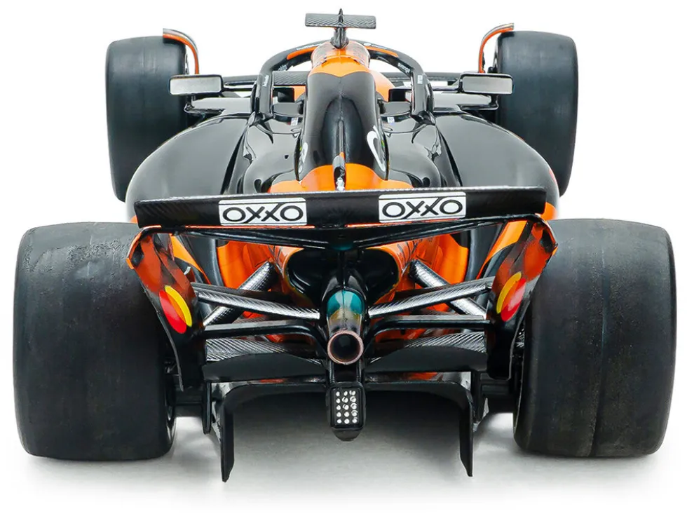 McLaren MCL39 #81 Oscar Piastri "OKX" Winner Formula One F1 "Chinese GP" (2025) "Competition" Series 1/18 Diecast Model Car by Solido