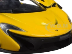 McLaren P1 Yellow 1/24 Diecast Model Car Motormax 79325