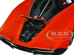 McLaren Speedtail Volcano Orange Metallic with Black Top and Suitcase Accessories 1/18 Model Car Autoart 76088