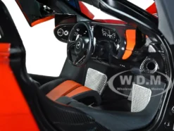 McLaren Speedtail Volcano Orange Metallic with Black Top and Suitcase Accessories 1/18 Model Car Autoart 76088