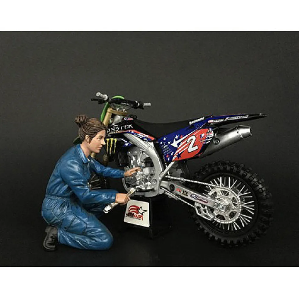 Mechanic Chole Figurine for 1/12 Scale Motorcycle Models American Diorama 38372