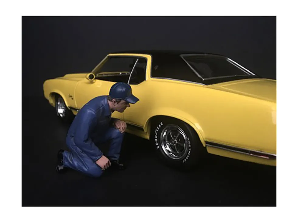 Mechanic Juan Lug Wrench Figurine 1/24 Scale Models American Diorama 38277