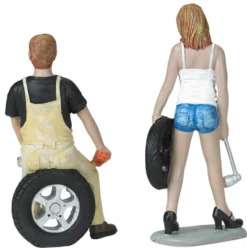 Meg Derek Tire Brigade 2 piece Figurine Set 1/18 Motorhead Miniatures 770